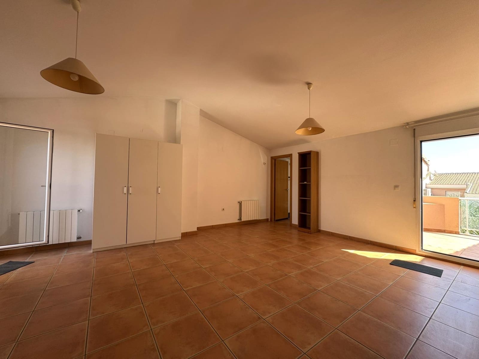 5 quarto Moradia em Banda para venda em Denia com garagem - 490 000 € (Ref: 10086184)