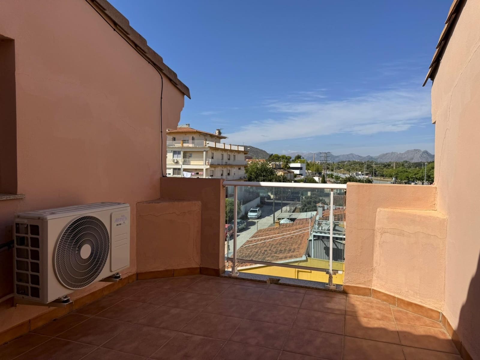 5 quarto Moradia em Banda para venda em Denia com garagem - 490 000 € (Ref: 10086184)