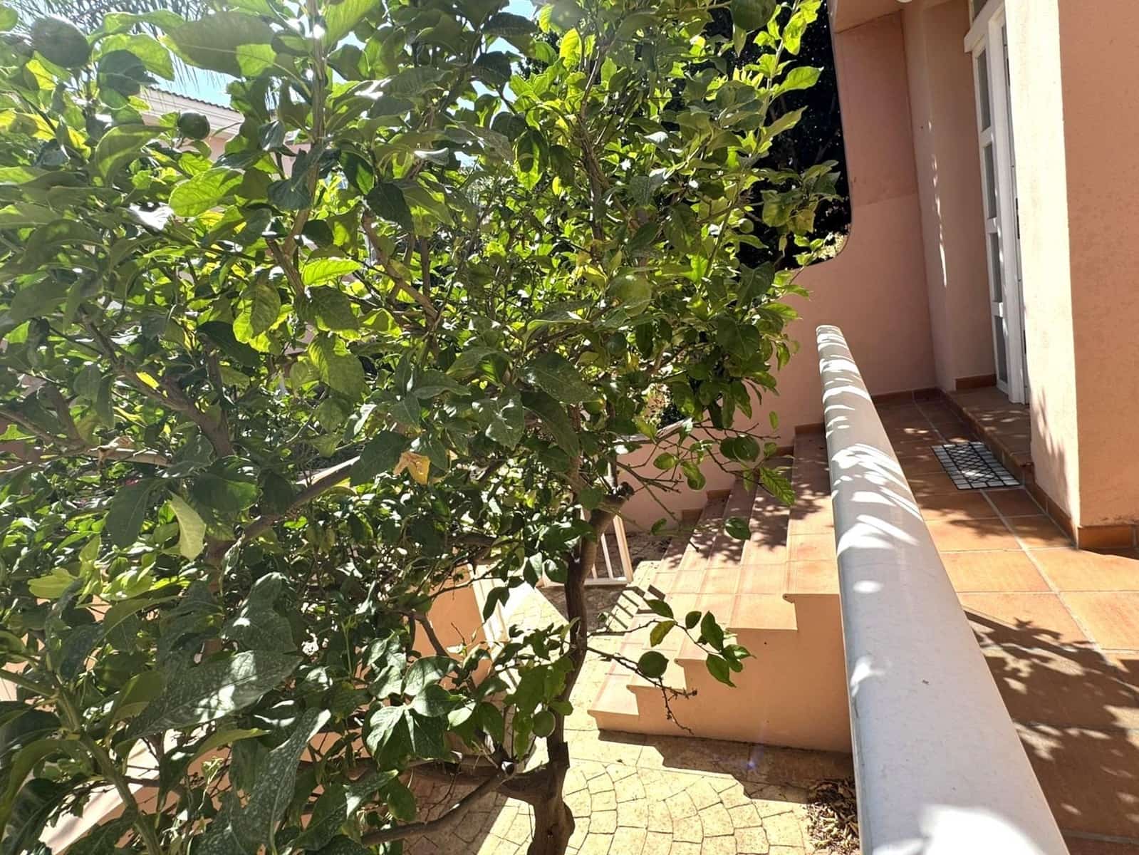 5 quarto Moradia em Banda para venda em Denia com garagem - 490 000 € (Ref: 10086184)