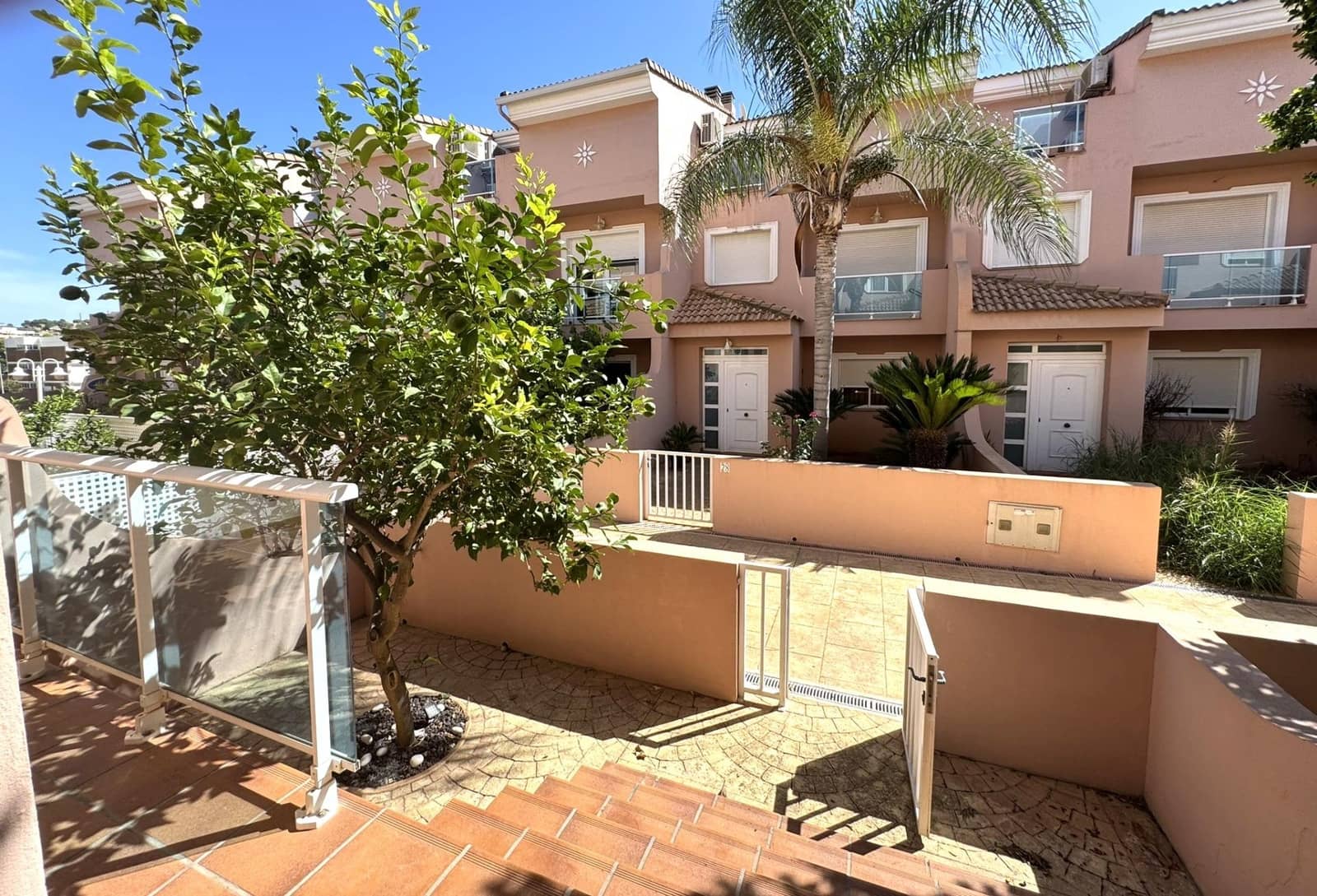 5 quarto Moradia em Banda para venda em Denia com garagem - 490 000 € (Ref: 10086184)