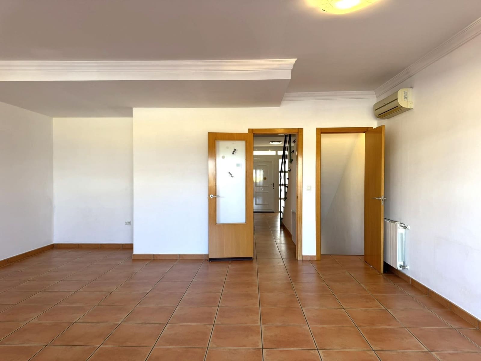 5 quarto Moradia em Banda para venda em Denia com garagem - 490 000 € (Ref: 10086184)