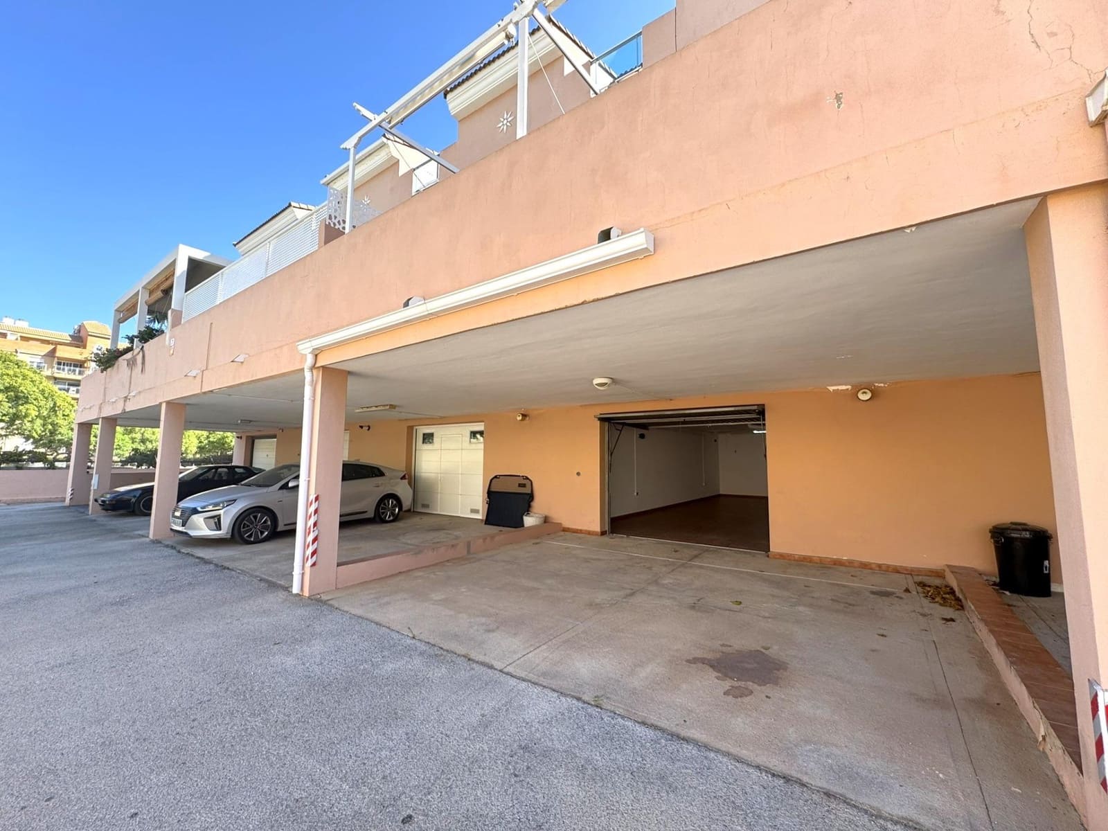 5 quarto Moradia em Banda para venda em Denia com garagem - 490 000 € (Ref: 10086184)
