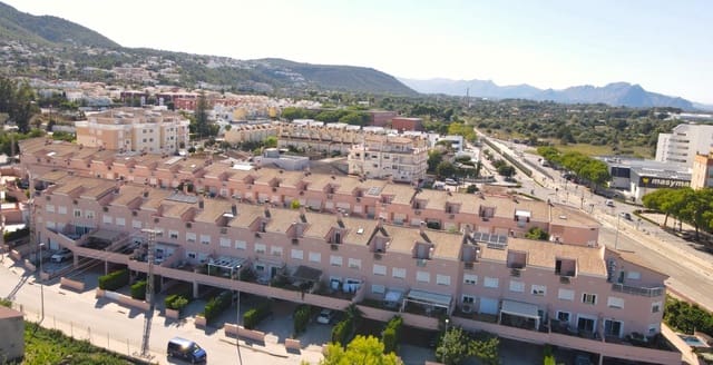 5 sovrum Radhus till salu i La Pedrera - Vessanes, Dénia med garage - 490 000 € (Ref: 10086184)