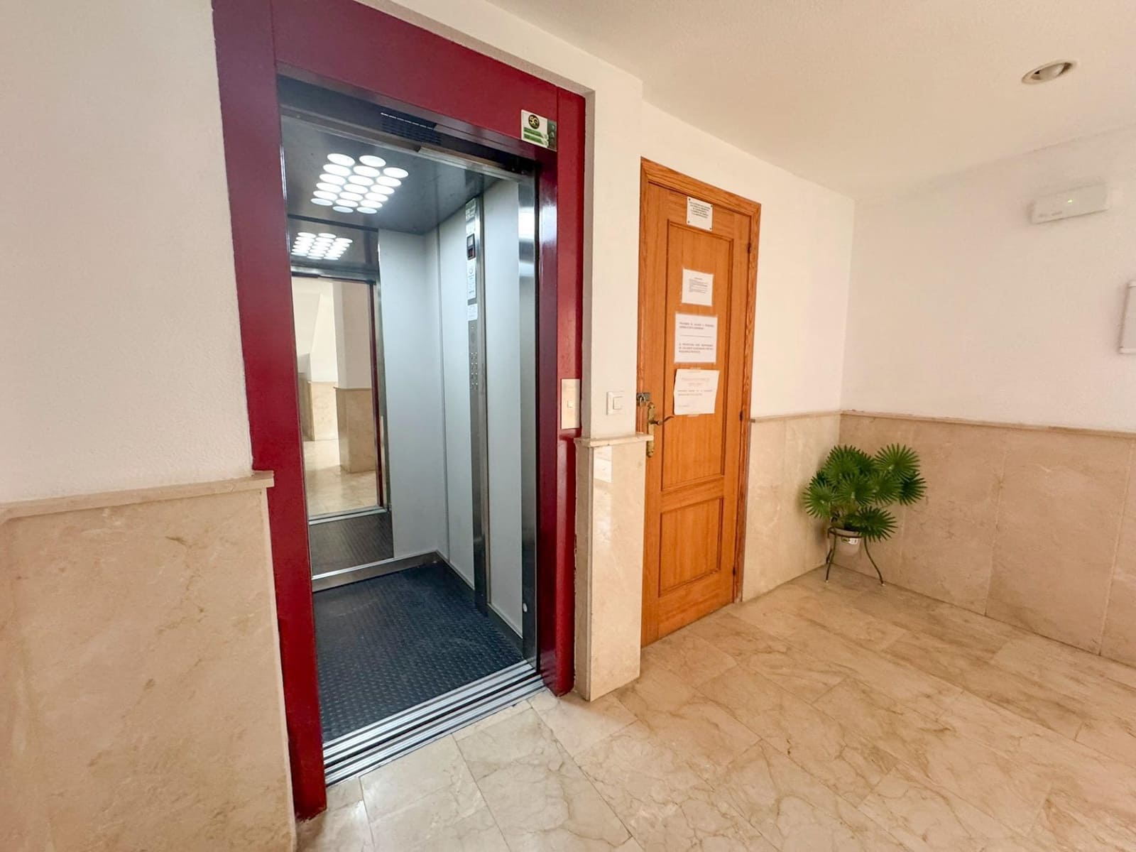 3 quarto Apartamento para venda em Denia com piscina garagem - 298 000 € (Ref: 10089736)