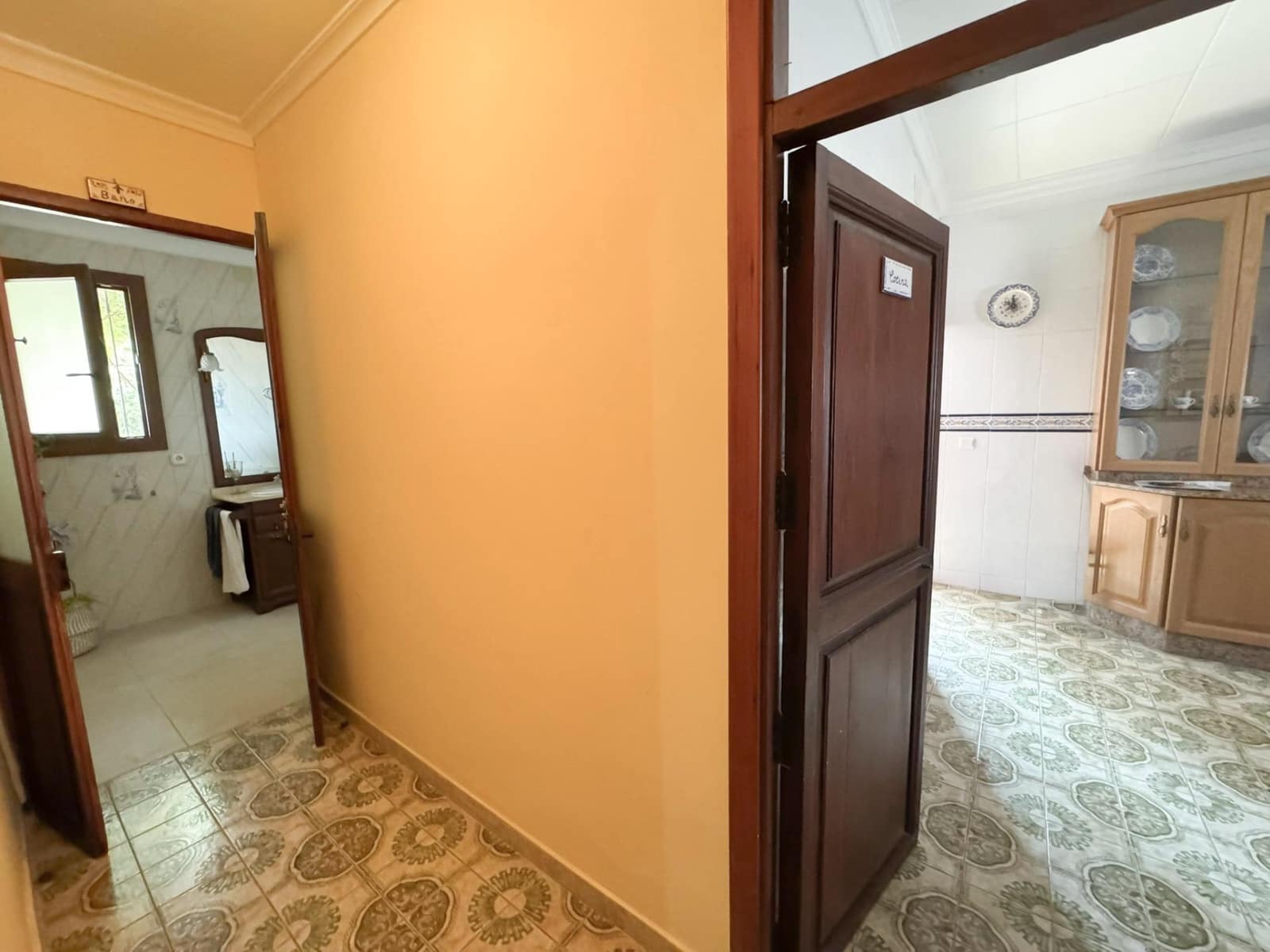 6 bedroom Villa for rent in Ondara with pool garage - € 3,500 (Ref: 10094719)