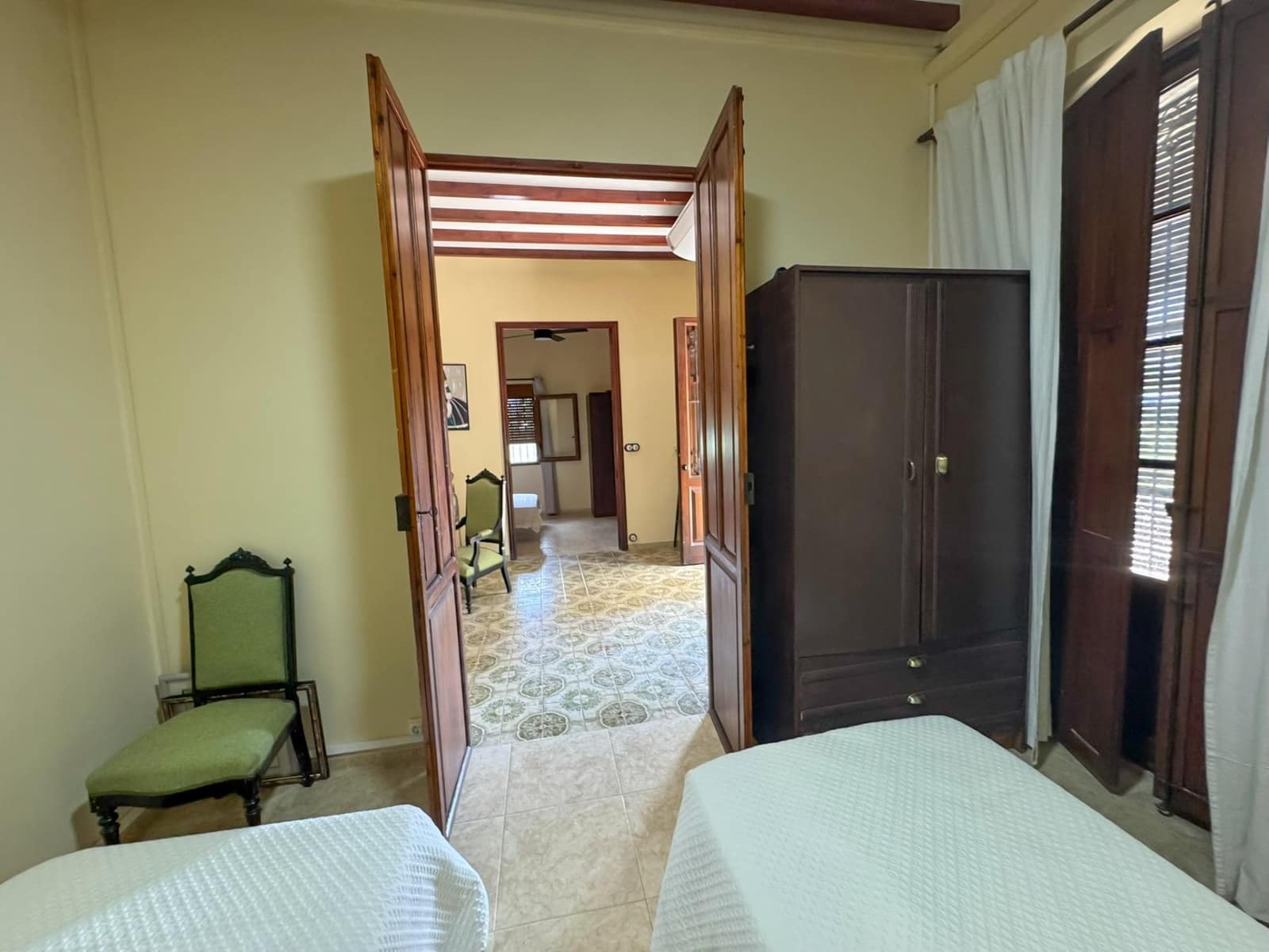 6 bedroom Villa for rent in Ondara with pool garage - € 3,500 (Ref: 10094719)