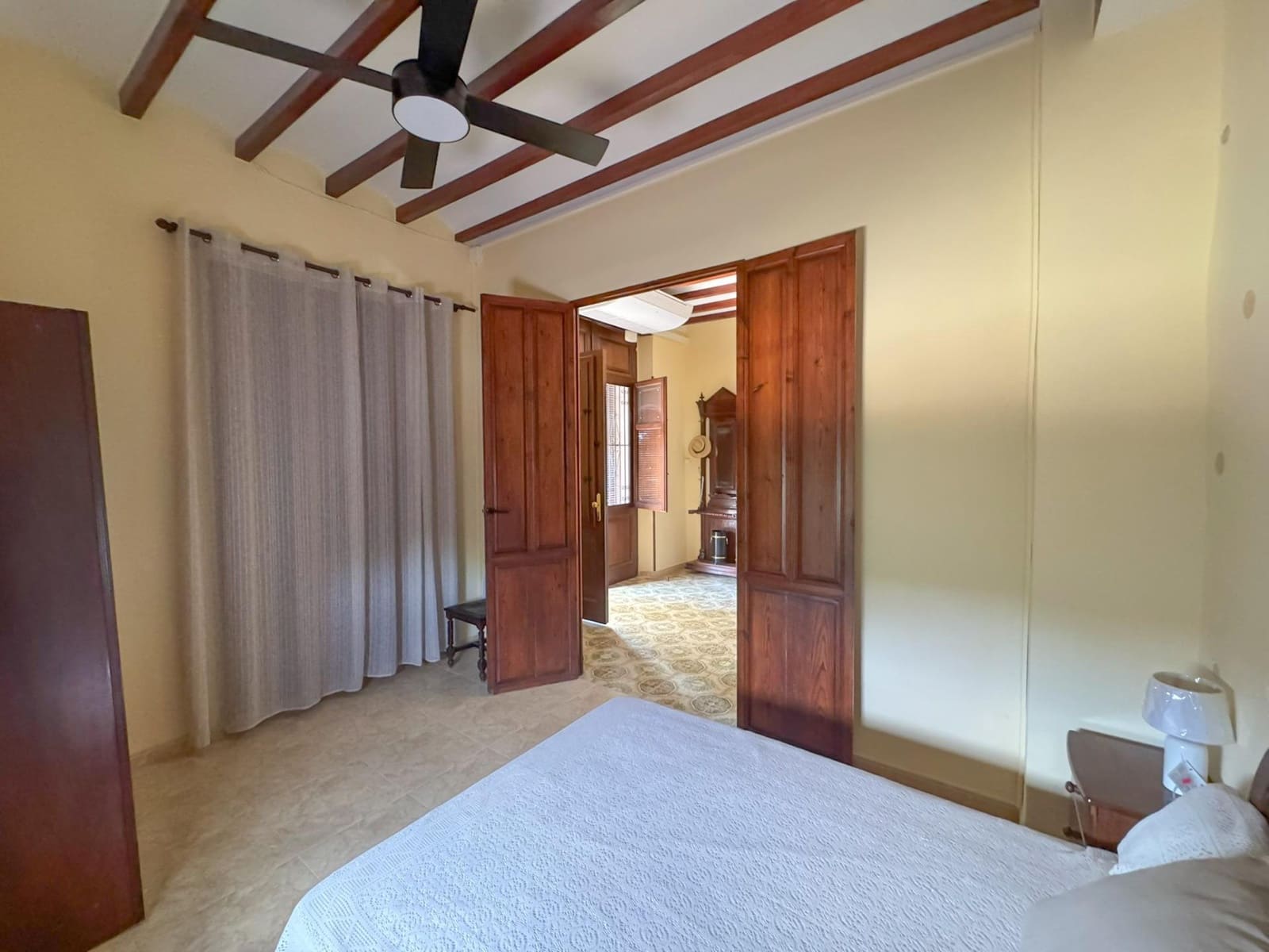 6 bedroom Villa for rent in Ondara with pool garage - € 3,500 (Ref: 10094719)
