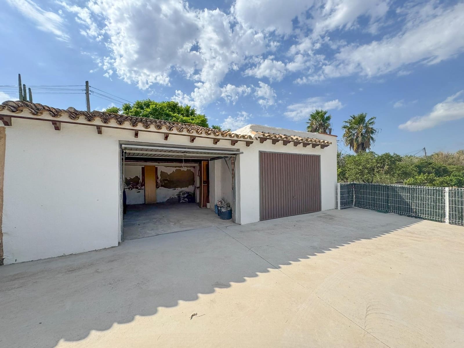 6 bedroom Villa for rent in Ondara with pool garage - € 3,500 (Ref: 10094719)