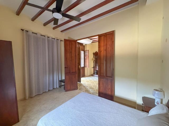 6 bedroom Villa for rent in Ondara with pool garage - € 3,500 (Ref: 10094719)