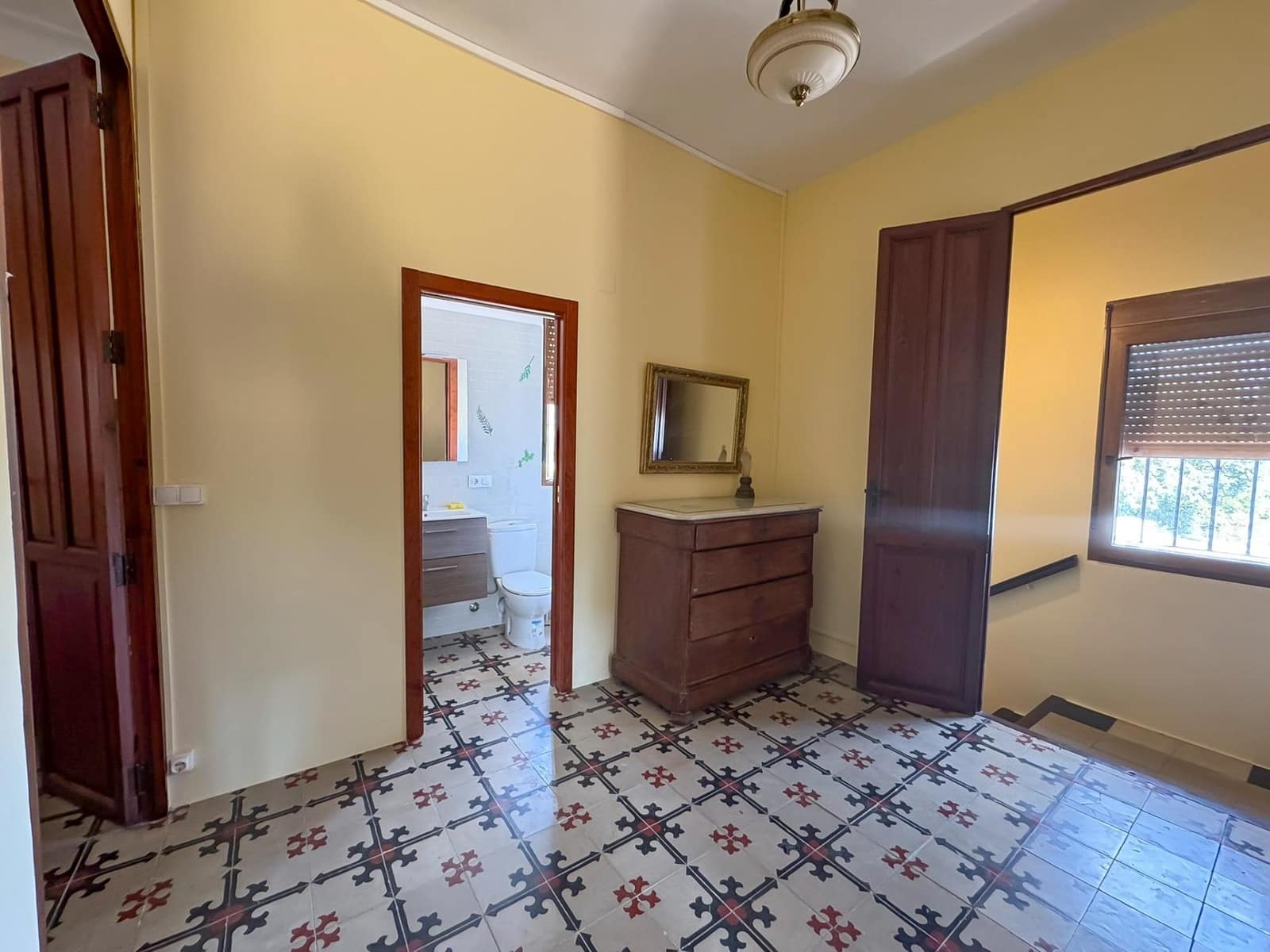 6 bedroom Villa for rent in Ondara with pool garage - € 3,500 (Ref: 10094719)