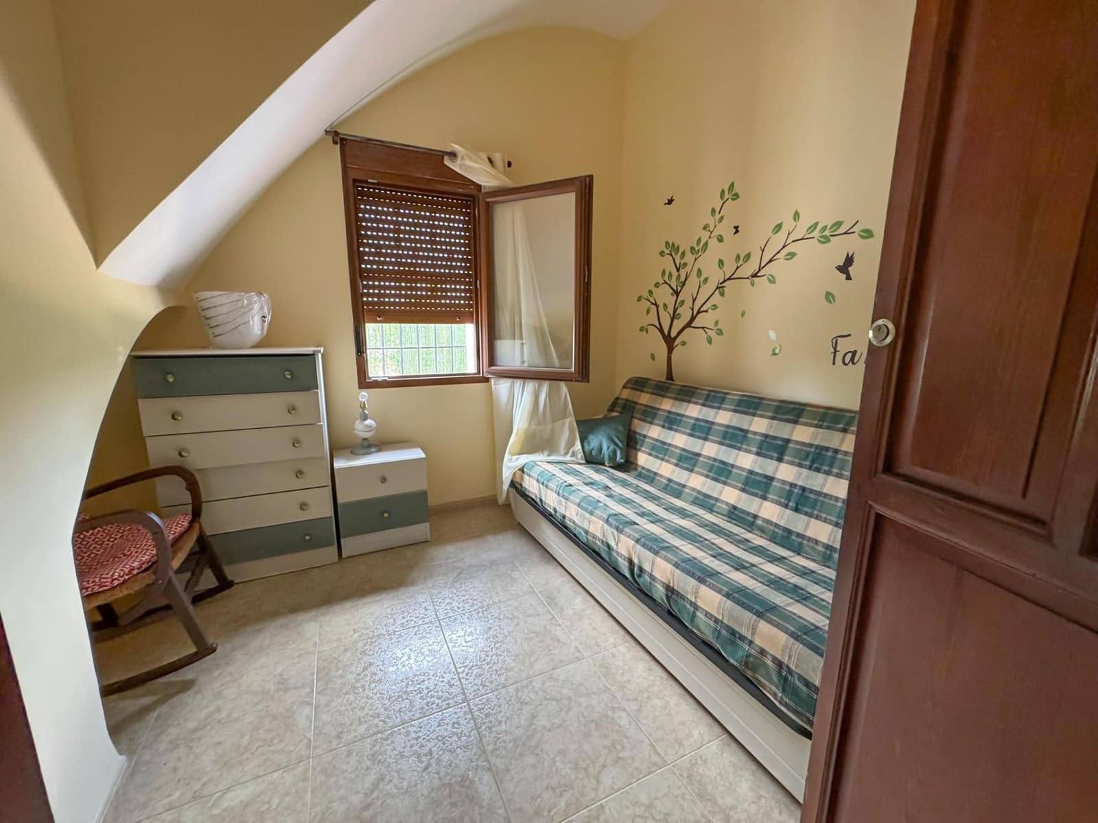 6 bedroom Villa for rent in Ondara with pool garage - € 3,500 (Ref: 10094719)