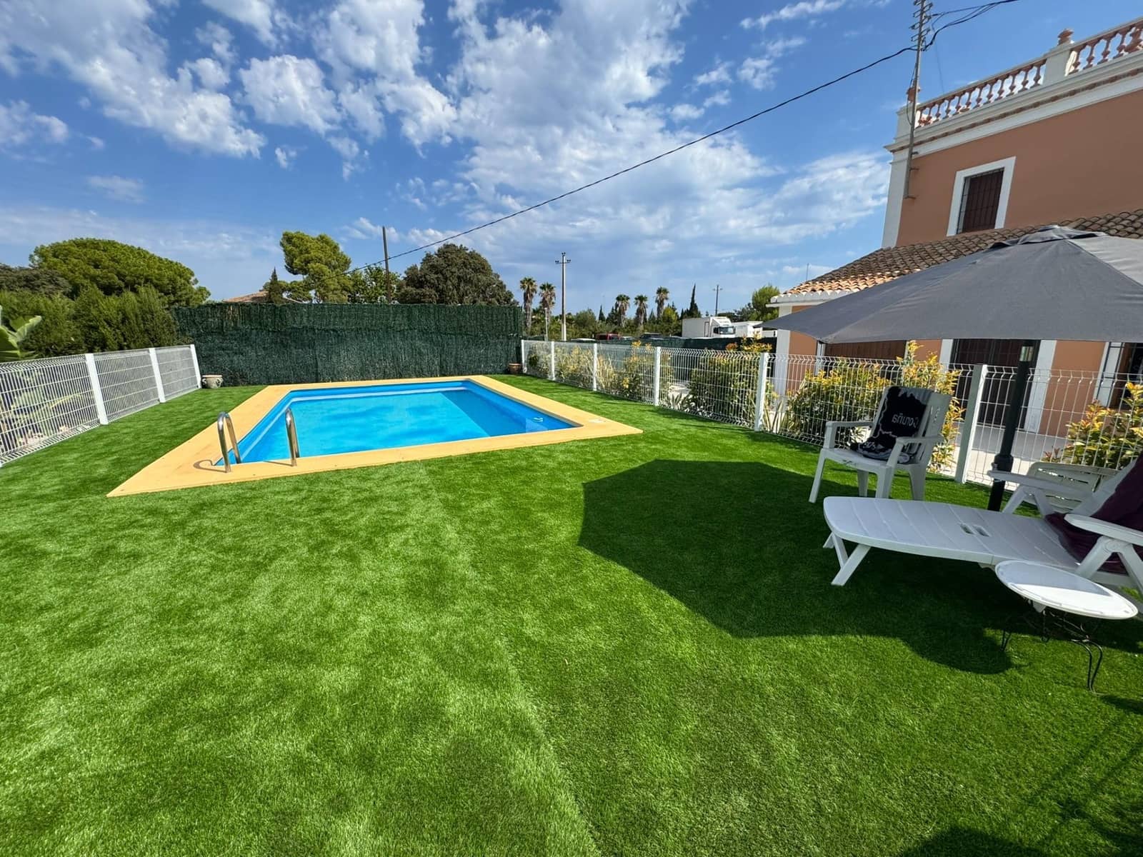 6 bedroom Villa for rent in Ondara with pool garage - € 3,500 (Ref: 10094719)