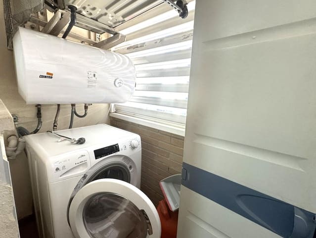 3 soveværelse Lejlighed til leje i Dénia - € 1.300 (Ref: 10109723)