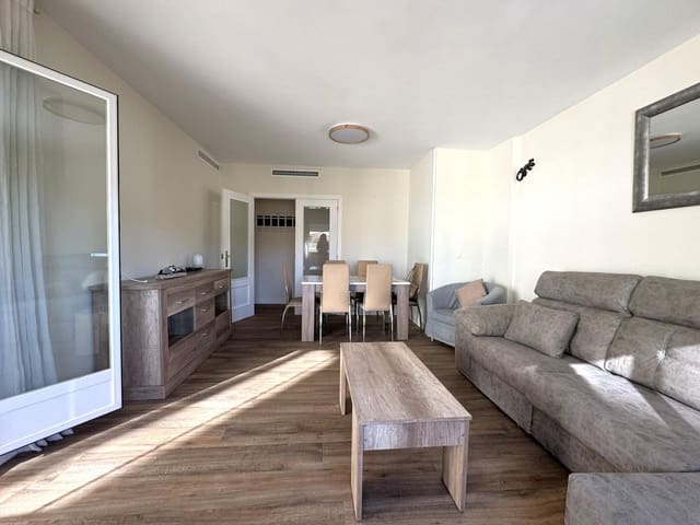 3 soveværelse Lejlighed til leje i Dénia - € 1.300 (Ref: 10109723)