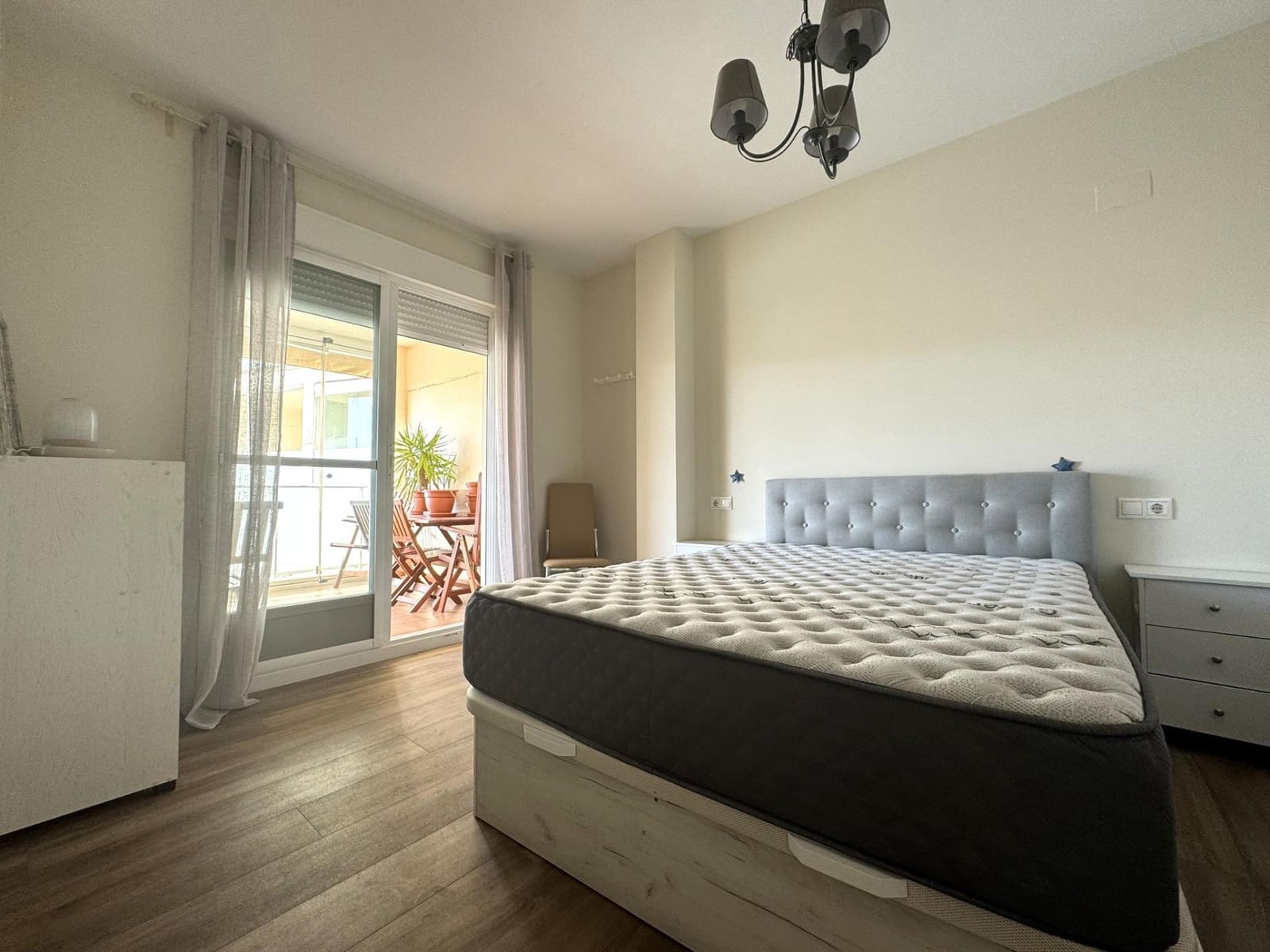 3 soveværelse Lejlighed til leje i Denia med swimmingpool - € 1.300 (Ref: 10109723)