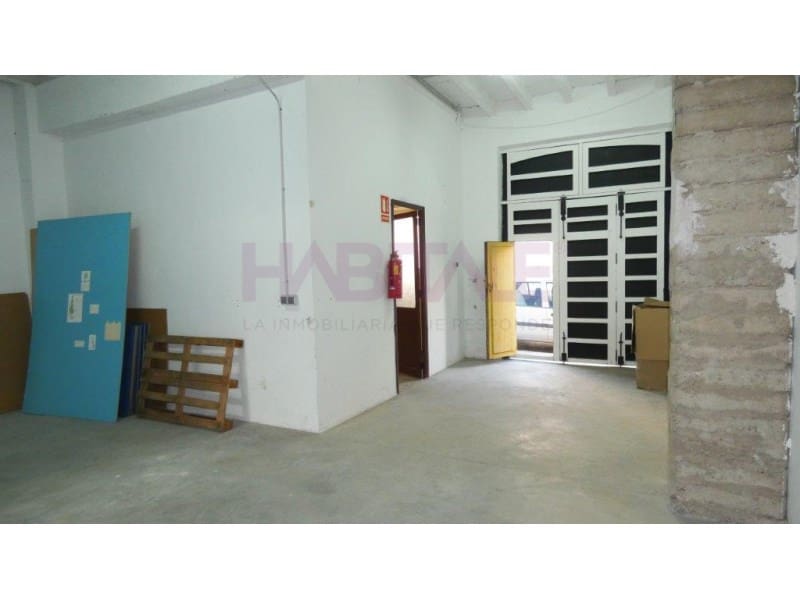 Kommersiell att hyra i Gata de Gorgos - 1 000 € (Ref: 5237110)