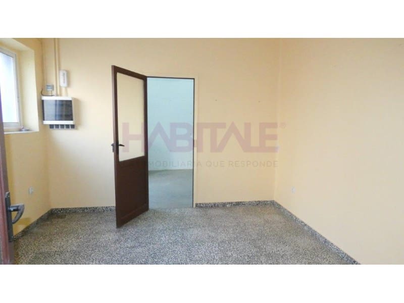 Kommersiell att hyra i Gata de Gorgos - 1 000 € (Ref: 5237110)