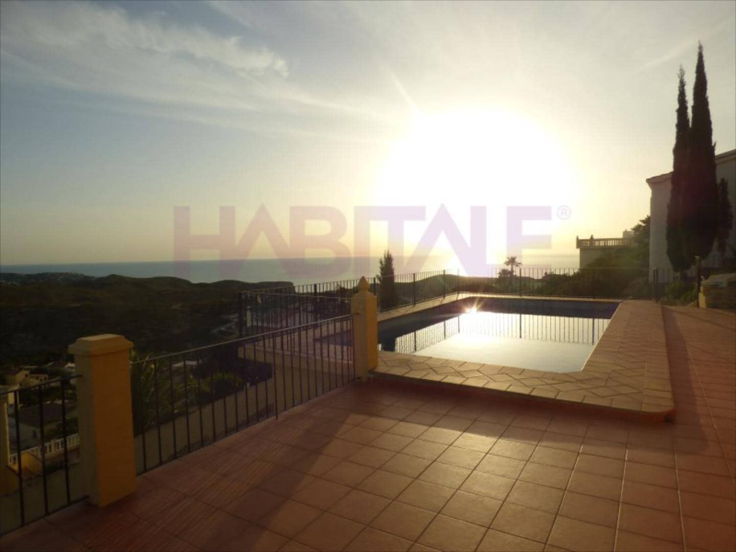 Chalet de 5 habitaciones en Cumbre del Sol en venta - 590.000 € (Ref: 5237134)