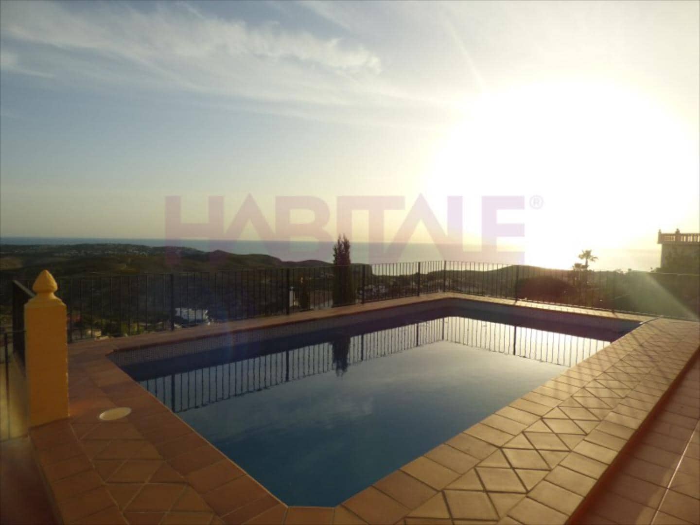 Chalet de 5 habitaciones en Cumbre del Sol en venta - 590.000 € (Ref: 5237134)