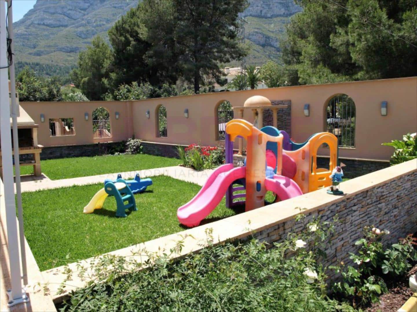 5 soverom Villa til salgs i Denia med svømmebasseng - € 899 000 (Ref: 5237256)