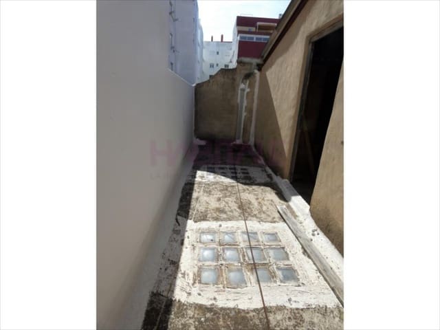 Commercieel te koop in Centro Urbano, Dénia - € 269.000 (Ref: 6283453)