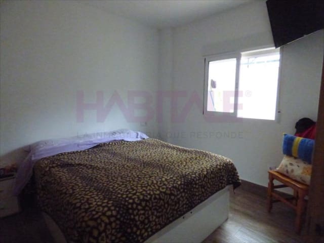 3 chambre Appartement à vendre à Orba - 140 000 € (Ref: 6737973)