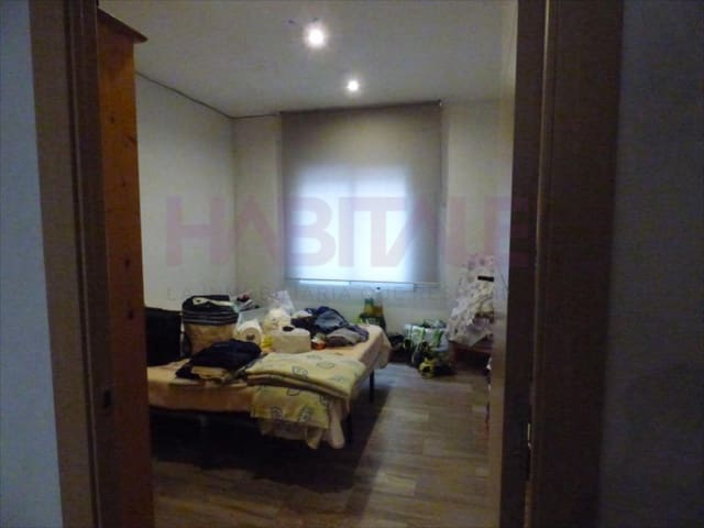 3 chambre Appartement à vendre à Orba - 140 000 € (Ref: 6737973)