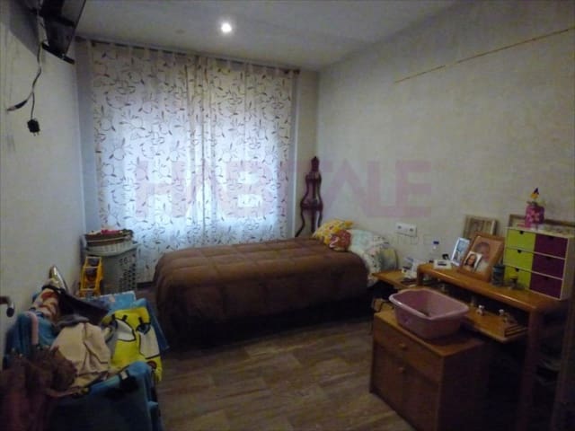 3 chambre Appartement à vendre à Orba - 140 000 € (Ref: 6737973)