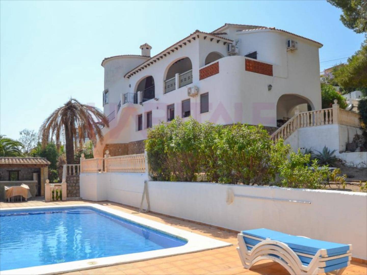 6 bedroom Villa for sale in Pedreguer with pool - € 510,000 (Ref: 7603591)