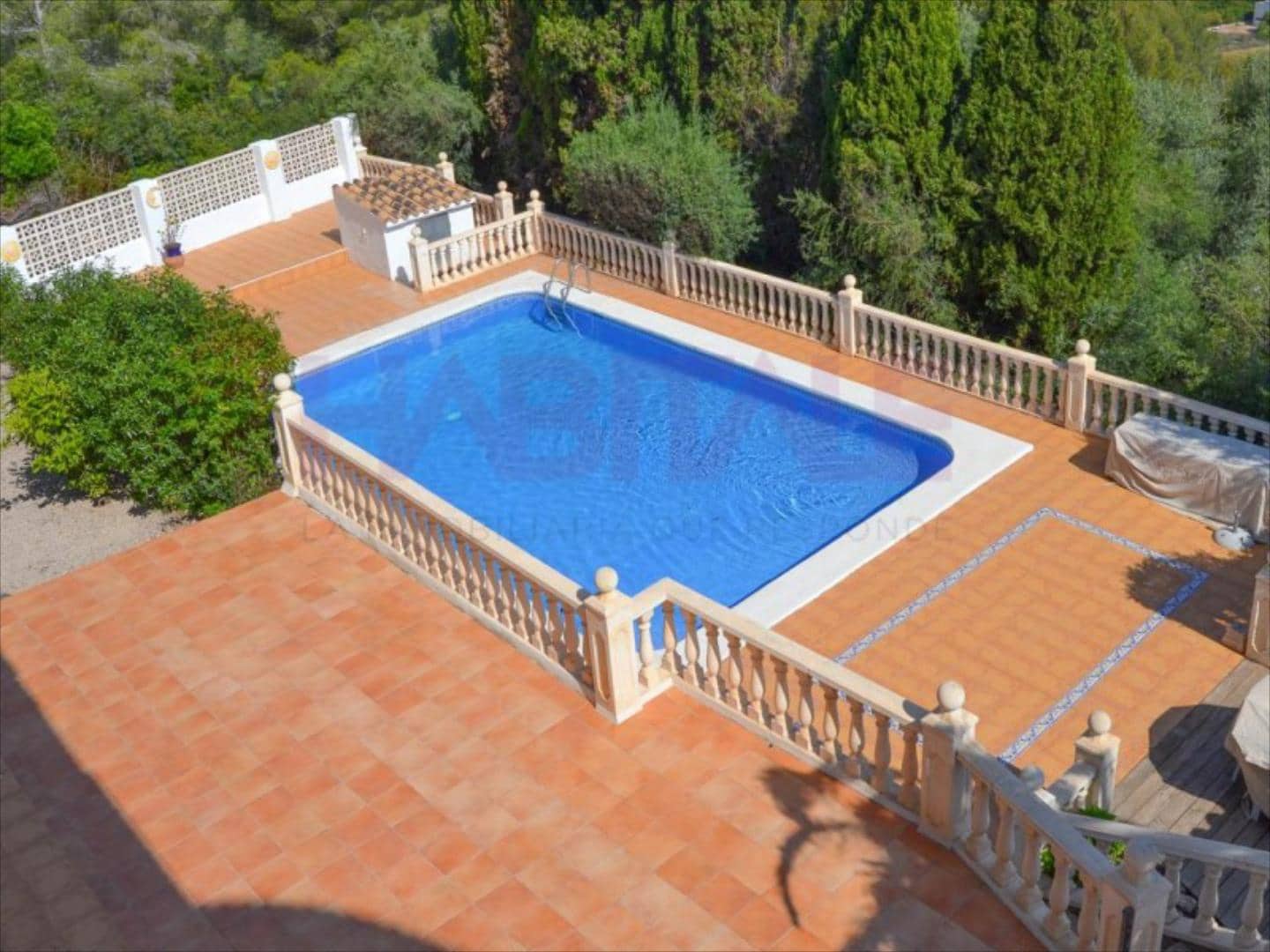 6 bedroom Villa for sale in Pedreguer with pool - € 510,000 (Ref: 7603591)