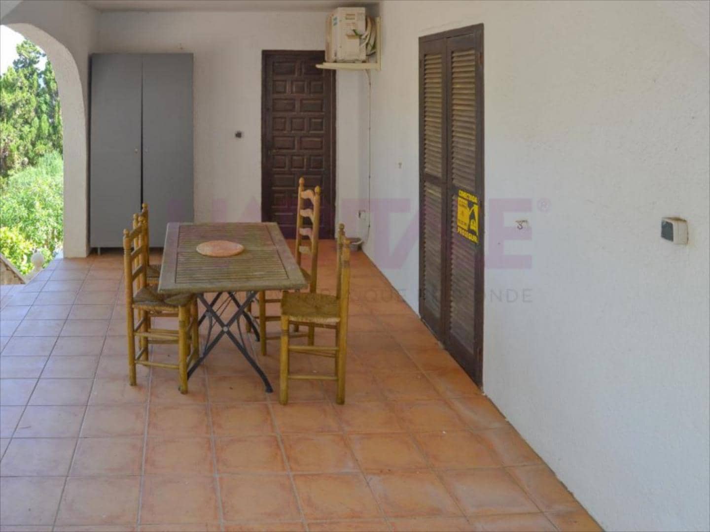 6 bedroom Villa for sale in Pedreguer with pool - € 510,000 (Ref: 7603591)