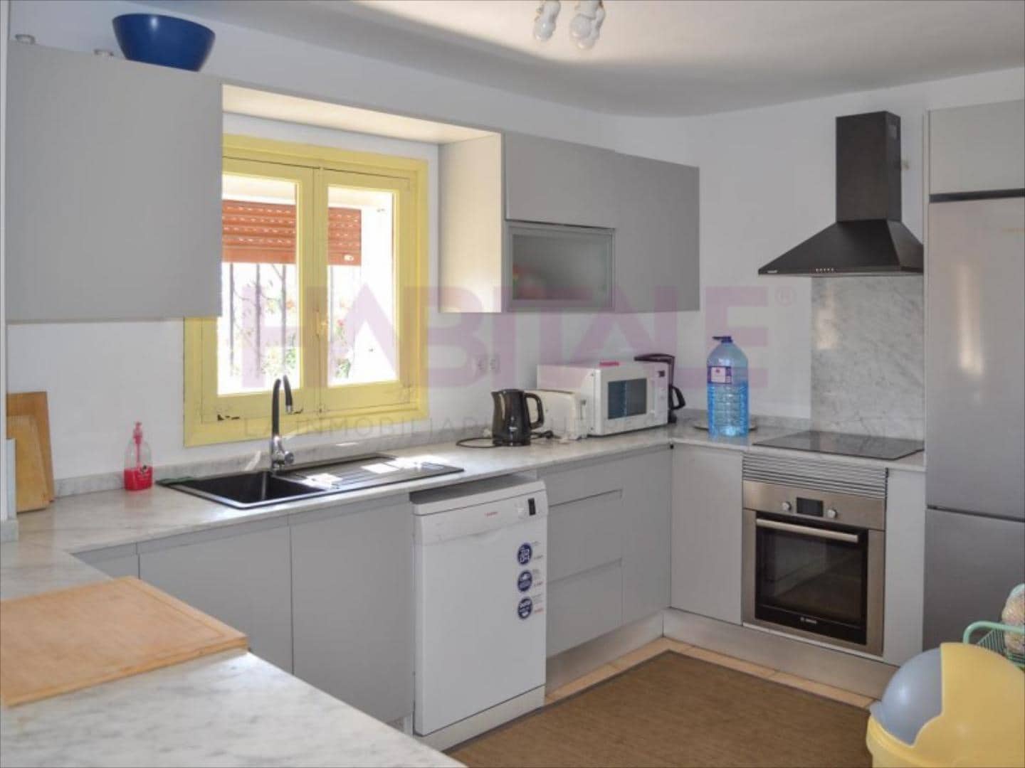 6 bedroom Villa for sale in Pedreguer with pool - € 510,000 (Ref: 7603591)