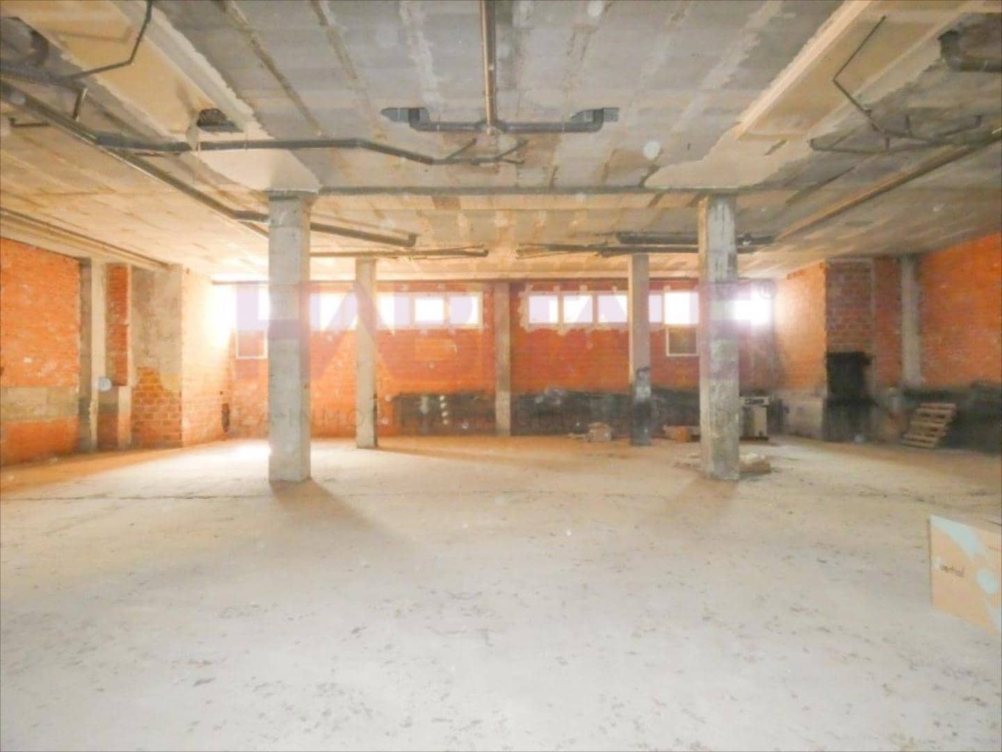 Komercyjne do wynajęcia w Denia - 1 200 € (Ref: 7733767)