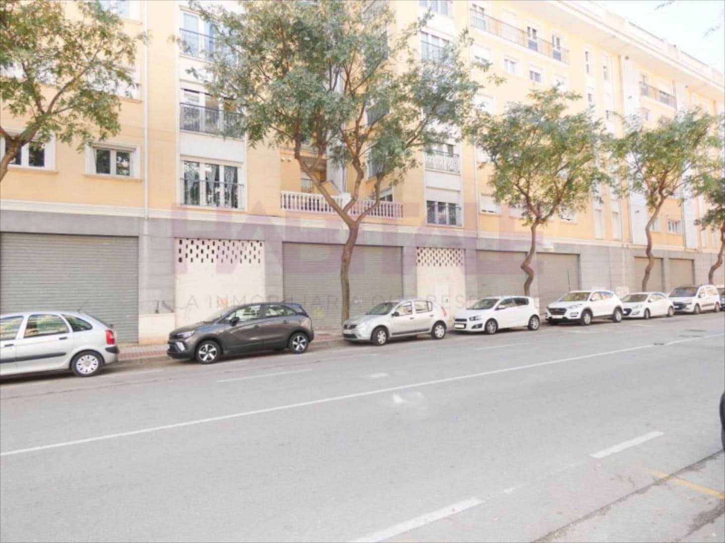 Komercyjne do wynajęcia w Denia - 1 200 € (Ref: 7733767)