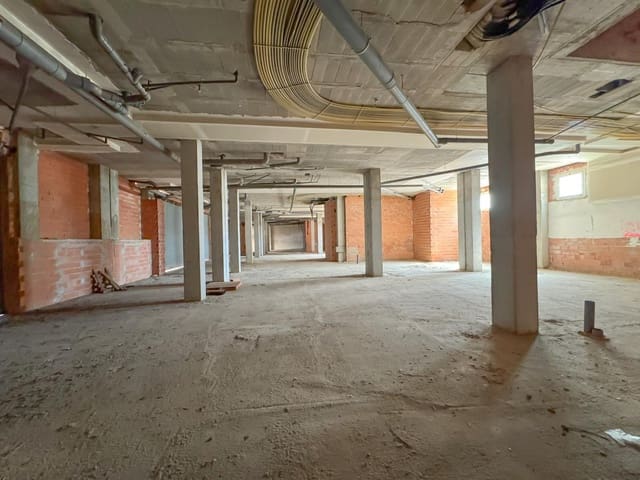 Komercyjne do wynajęcia w Centro Urbano, Dénia - 1 200 € (Ref: 7733767)