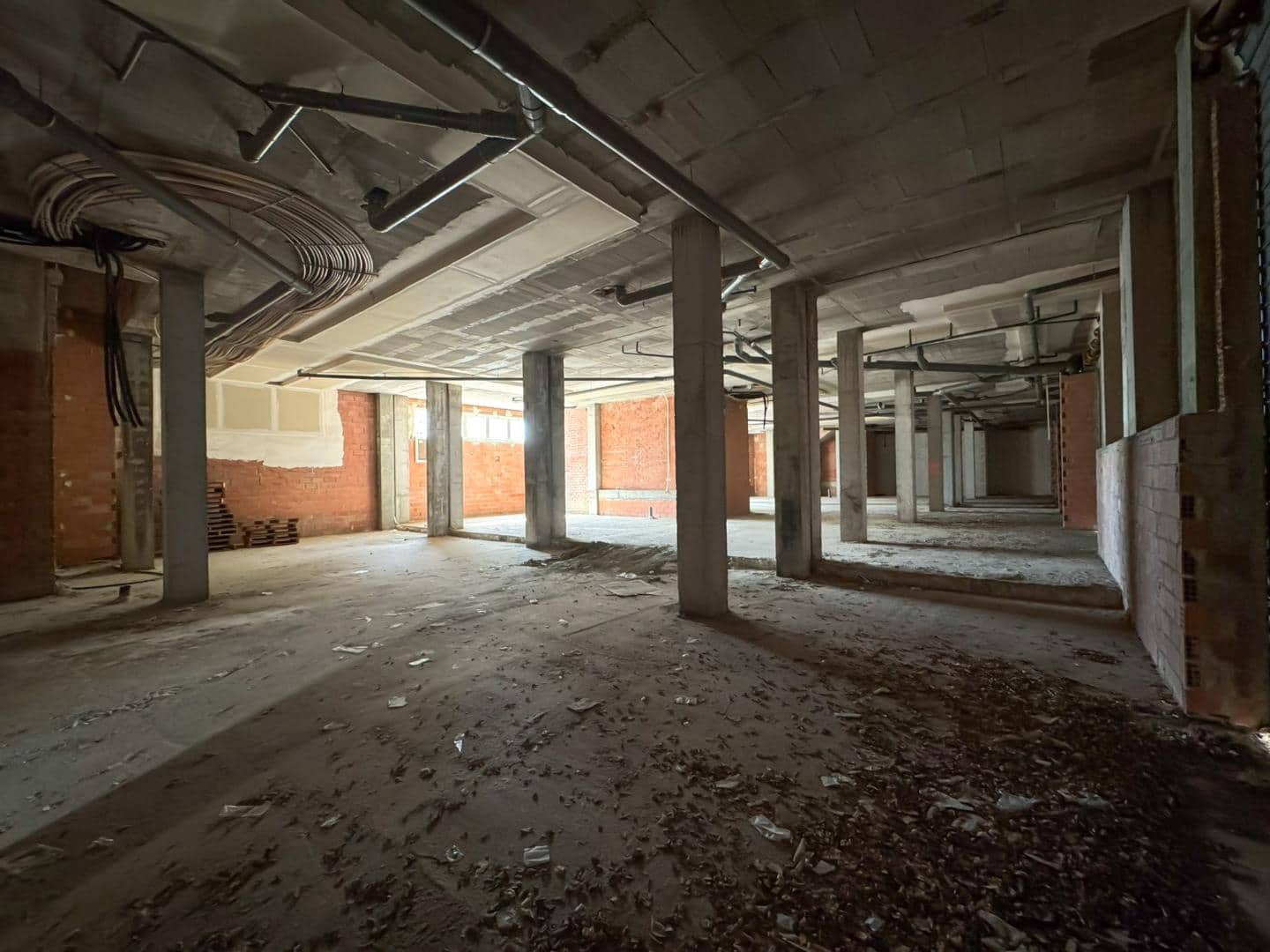 Komercyjne do wynajęcia w Denia - 1 200 € (Ref: 7733767)