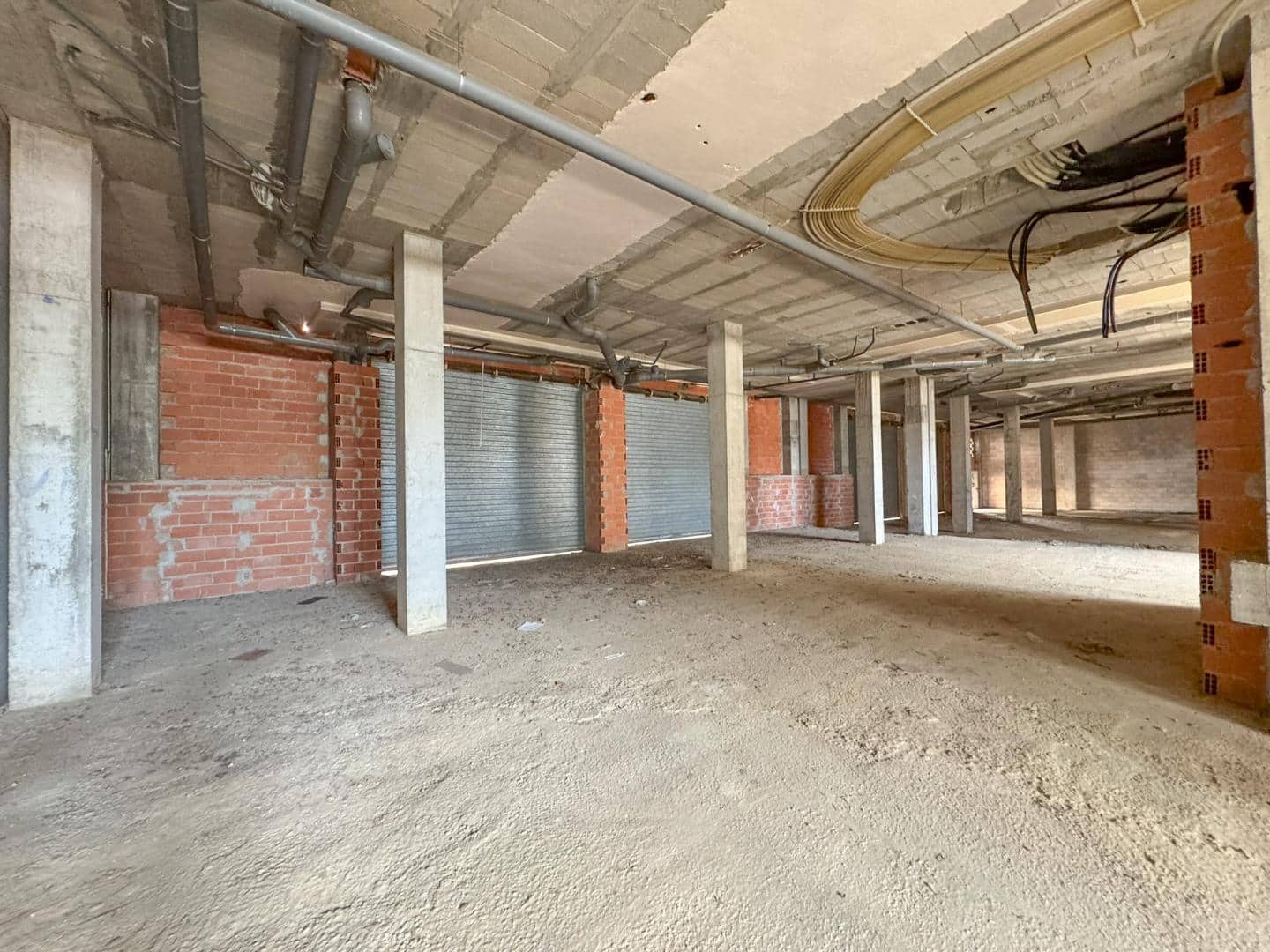 Komercyjne do wynajęcia w Denia - 1 200 € (Ref: 7733767)