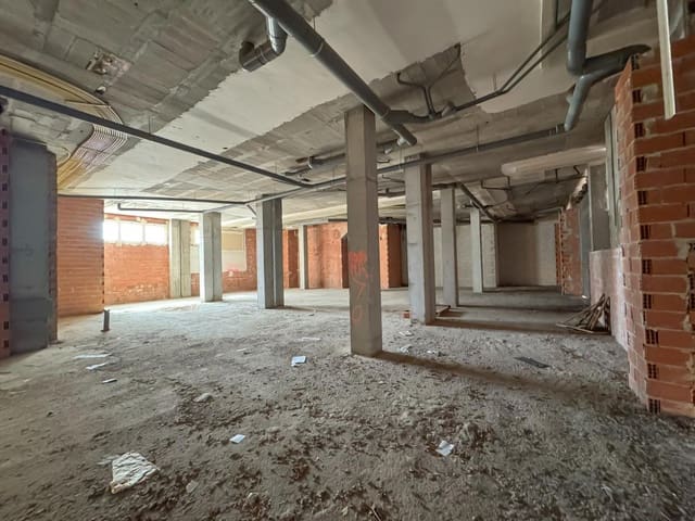 Komercyjne do wynajęcia w Centro Urbano, Dénia - 1 200 € (Ref: 7733767)