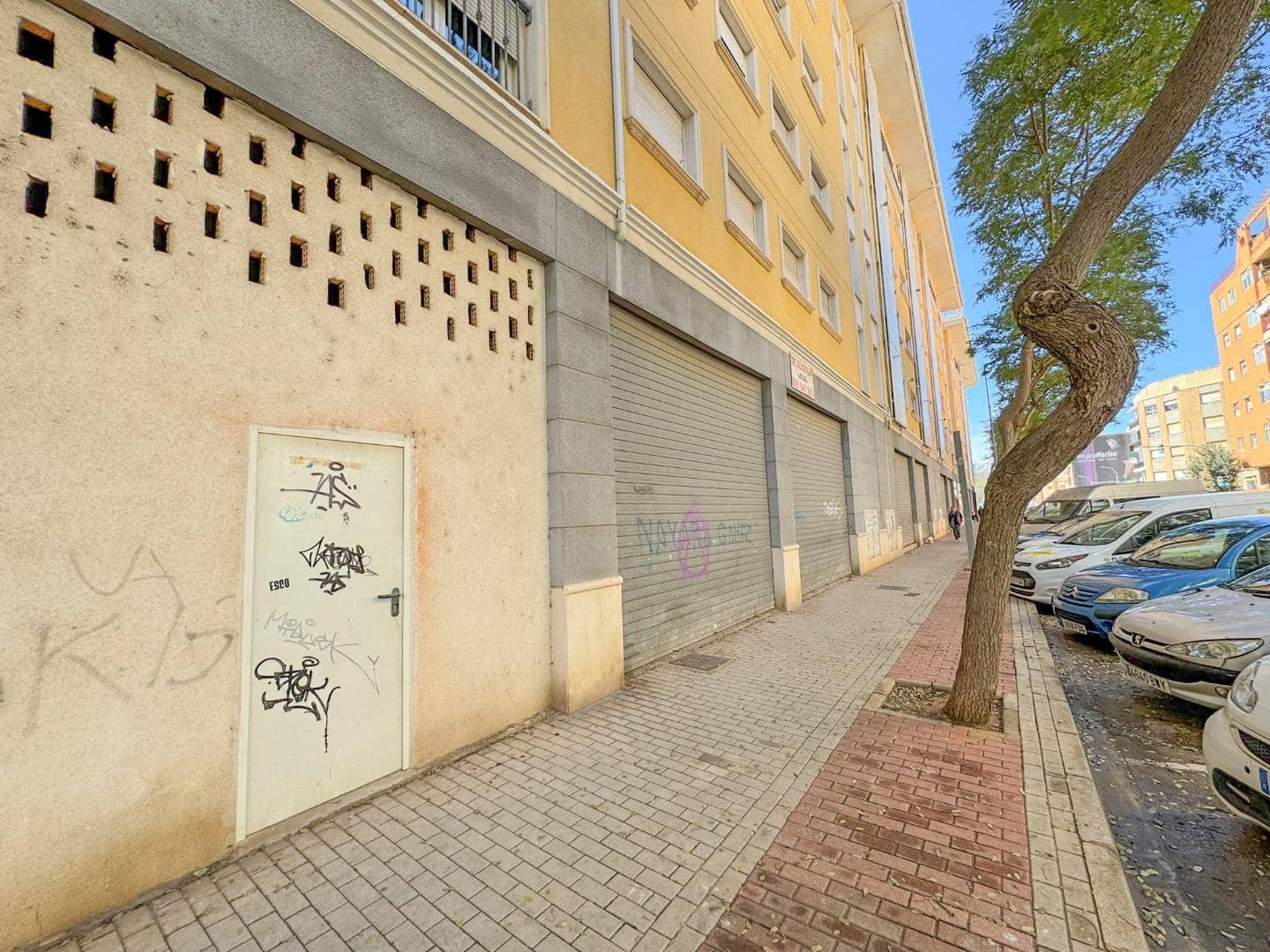 Komercyjne do wynajęcia w Denia - 1 200 € (Ref: 7733767)