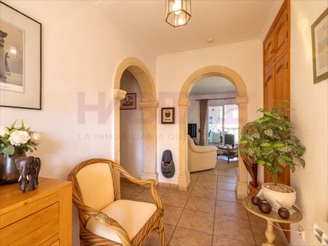 4 sypialnia Willa na sprzedaż w El Montgó, Dénia z basenem - 550 000 € (Ref: 7832095)