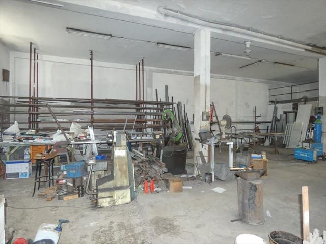 Commercieel te koop in Centro Urbano, Dénia - € 445.000 (Ref: 8062437)