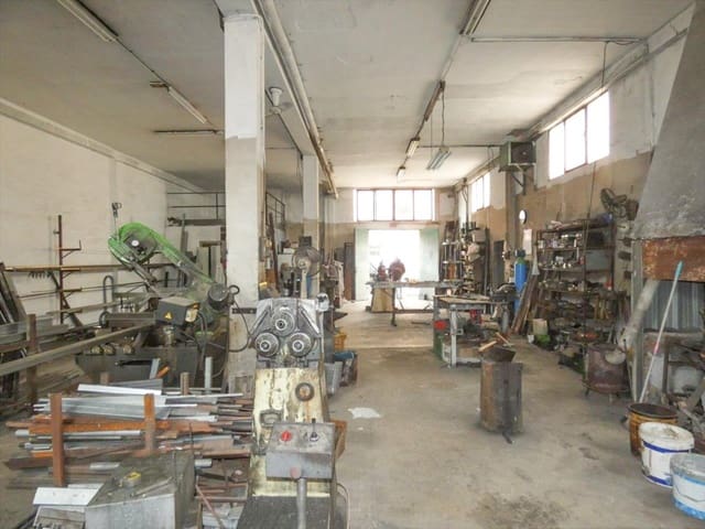 Commercieel te koop in Centro Urbano, Dénia - € 445.000 (Ref: 8062437)