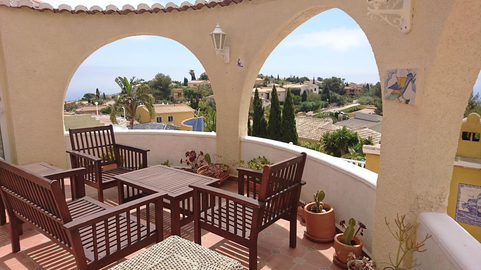 5 bedroom Villa for sale in Cumbre del Sol with pool - € 585,000 (Ref: 8497687)