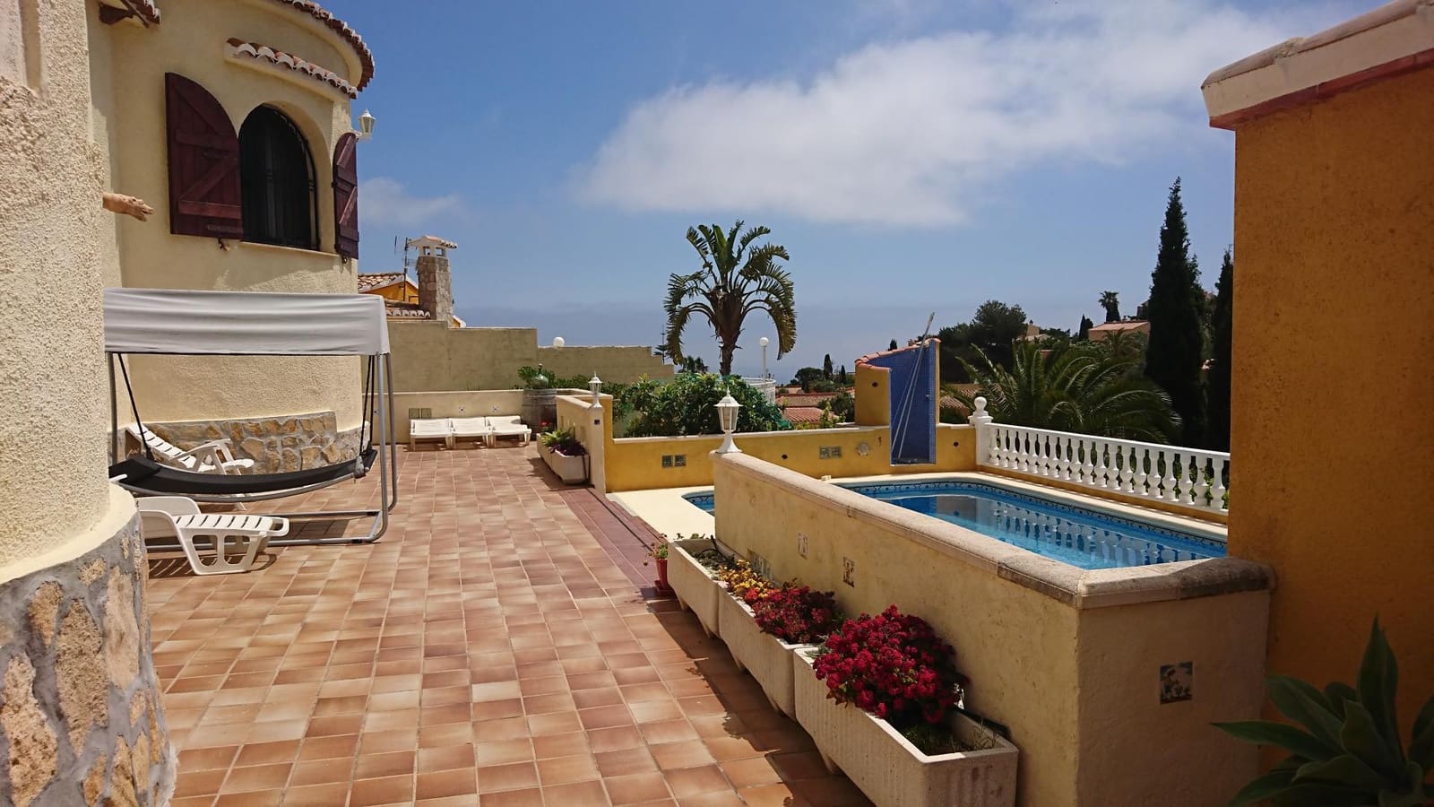 5 bedroom Villa for sale in Cumbre del Sol with pool - € 585,000 (Ref: 8497687)