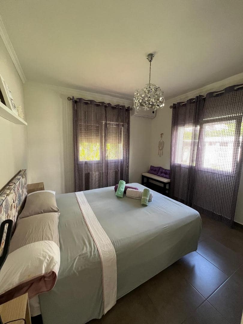 5 bedroom Villa for rent in Javea / Xabia - € 2,600 (Ref: 8526143)