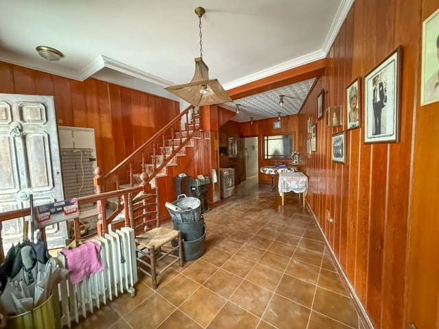 2 bedroom Townhouse for sale in El Puerto, Dénia - € 190,000 (Ref: 8602184)