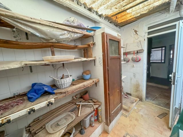 2 bedroom Townhouse for sale in El Puerto, Dénia - € 190,000 (Ref: 8602184)