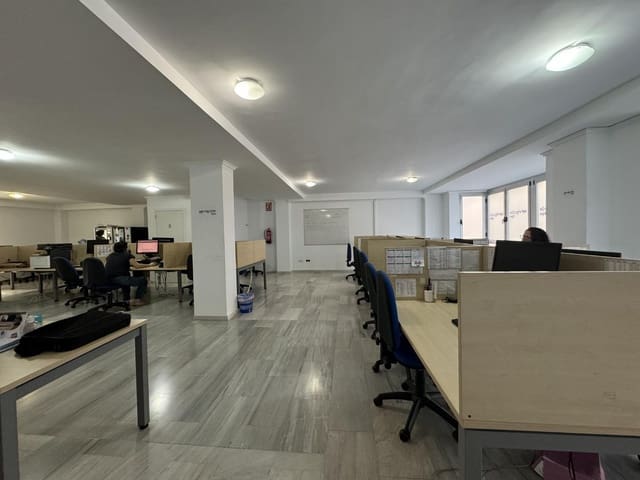 Toimisto vuokrattavana paikassa Centro Urbano, Dénia - 1 100 € (Ref: 8611853)