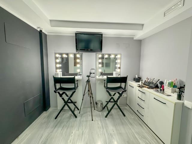 Commercieel te huur in Centro Urbano, Dénia - € 680 (Ref: 8653332)