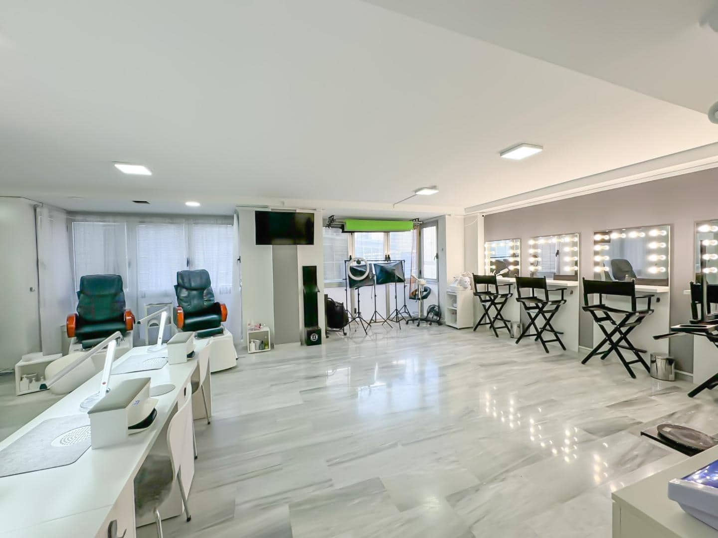 Erhverv til leje i Denia - € 680 (Ref: 8653332)